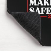 Lustig Make Pets Safe Again 2024 Mousepad (Ecke)
