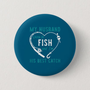 Lustig Mein Mann liebt Fische und ich bin sein Fan Button