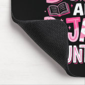 Lustig, wenn es Bücher und Pyjamas beinhaltet, Buc Mousepad (Ecke)