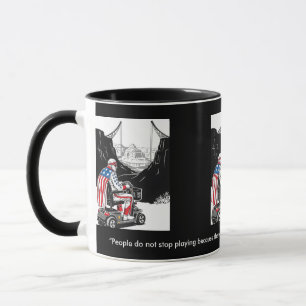 Lustig werdendes älteres Thema Tasse
