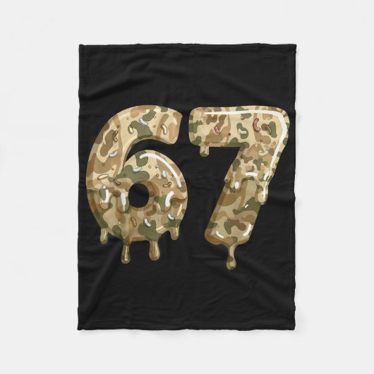 Lustige 67 Camo Drip Meme Six Seven Alpha Slang  Fleecedecke (Vorderseite)