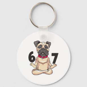 Lustige 67 Pug-Hund-Yoga-Handpose-Grafik Schlüsselanhänger