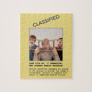 Lustige Akte Klassifizierter Fall Familienfoto Puzzle