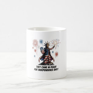 Lustige Alien Liberty 4. Juli-Feier Kaffeetasse