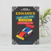 Lustige Brick-Rennfahrer-Geburtstagsfeier Einladung (Stehend Vorderseite)