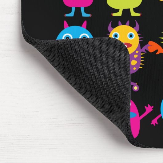 Lustige bunte Monster-Party-Geschöpf-Charaktere Mousepad (Ecke)