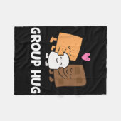 Lustige Camping-S'mores-Gruppenumarmung Cute S'mor Fleecedecke (Vorderseite (Horizontal))