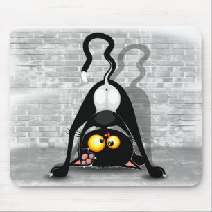 Lustige Cartoonfigur: Katze auf dem Kopf Mousepad
