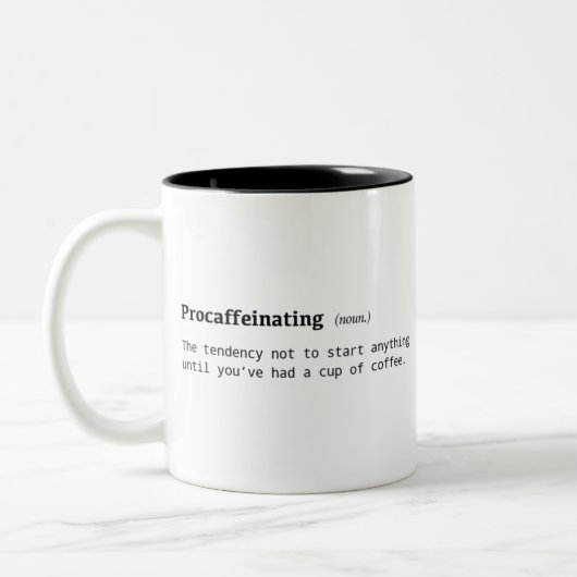 Lustige Definition der Procaffeinating Zweifarbige Tasse (Links)