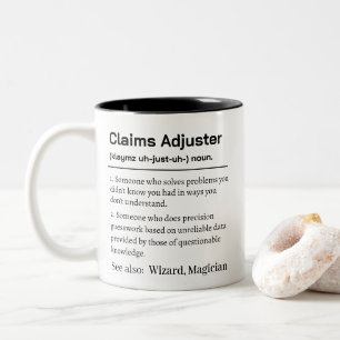 Lustige Definition eines Schadensregulierers Zweifarbige Tasse