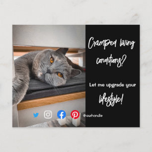 lustige echte Anwesen Postkarte verkrampfte lebend Flyer