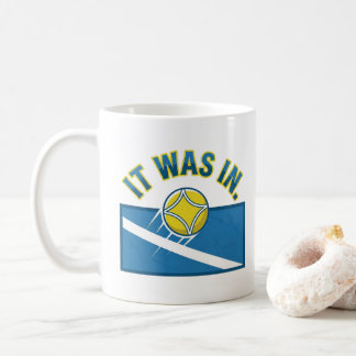 Lustige 'Es war drin' Retro-Linienrichter-Kaffeeta Kaffeetasse