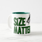 Lustige Fischer-Tasse - GRÖSSEN-ANGELEGENHEITEN Zweifarbige Tasse (Vorderseite Links)