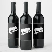 lustige französische Bulldogge auf Skateboard Weinetikett (Flaschen)