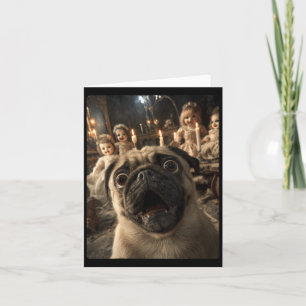 Lustige Frauen-Pug-Selfie mit gruseligen Puppen Gr Karte