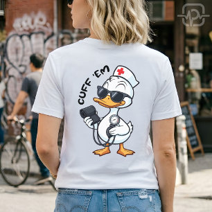 Lustige Gans Krankenpfleger Handschellen Blutdruck T-Shirt