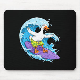 Lustige Gans surft auf einer Meereswelle 1 - Fan-S Mousepad
