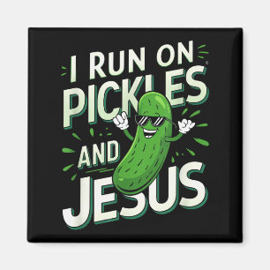 Lustige Gurke, ich laufe auf Gurken und Jesus _ Magnet