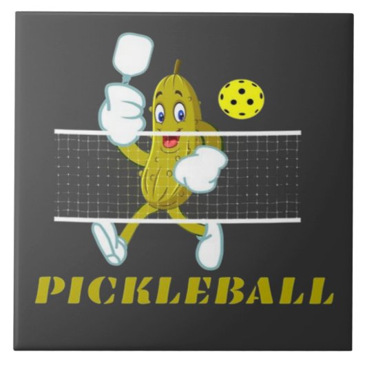 Lustige Gurke spielt Pickleball Fliese (Vorderseite)