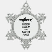 Lustige Haifisch-Warnung - behalten Sie Ruhe und Schneeflocken Zinn-Ornament (Vorderseite)