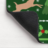 Lustige hässliche Weihnachtsstrickjacke Mousepad (Ecke)