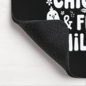Lustige Hühner- und Wildkinderhaltung Mousepad (Ecke)