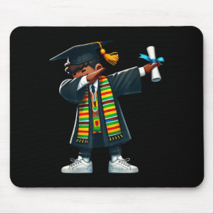 Lustige Jungs Abschluss Absolvent dabbing schwarz Mousepad