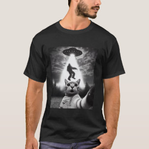 Lustige Katze Selfie Fliegender Außerirdischer UFO T-Shirt