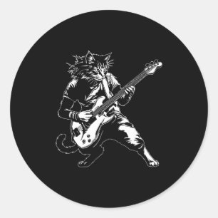 Lustige Katze spielt B-Gitarre Rockmusikliebhaber Runder Aufkleber