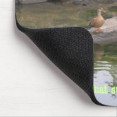 Lustige Katzen-Jagd in der Camouflage Mousepad (Ecke)