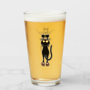 Lustige Katzenfigur kratzt Stoff Glas