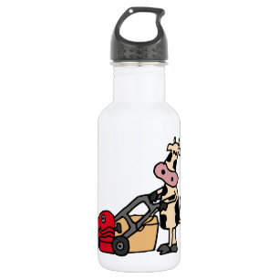 Lustige Kuh, die roten Rasenmäher-Cartoon drückt Trinkflasche