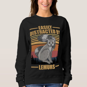 lustige Lemuren leicht von Lemuren abgelenkt Sweatshirt