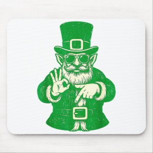 Lustige Leprechauns sagen 6 7 Sechs Sieben St Patr Mousepad