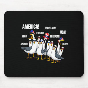 Lustige Möwen patriotisch 4. Juli Amerika 250 Mousepad