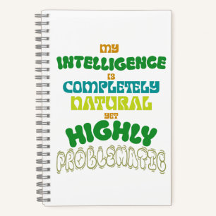 Lustige natürliche Intelligenz Vintage-Typografie Notizblock