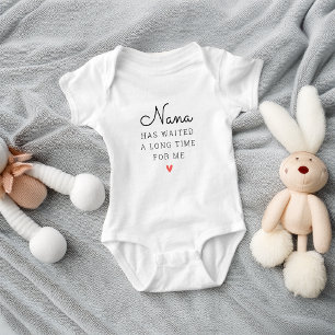 Lustige Oma hat lange gewartet Baby Strampler