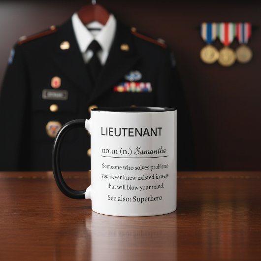 Lustige personalisierte Definition eines Leutnants Tasse