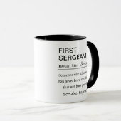 Lustige persönliche Definition des ersten Sergeant Tasse (VorderseiteRechts)