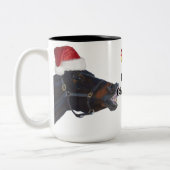 Lustige Pferdeweihnachtsreise-Tasse Zweifarbige Tasse (Links)