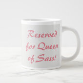 Lustige rosa freche alternde Jumbo-Tasse (Rechts)