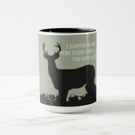 Lustige Rotwild-Jagd-Baum-Stand-Tasse Tasse (Zentrum)