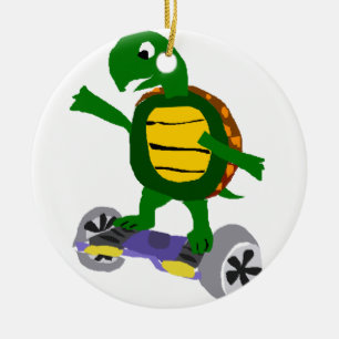 Lustige Schildkröte auf Hoverboard Vorlagen-Kunst Keramikornament