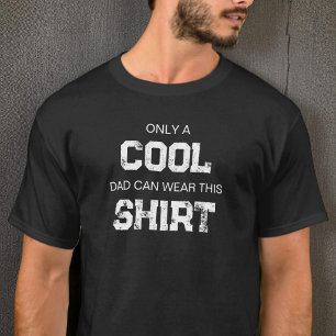 Lustige Schwarz-Weiß-Typografie-Zitat Cool Dad T-Shirt