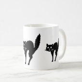 lustige schwarze Katze mit einem gewölbten Rücken Kaffeetasse (VorderseiteRechts)