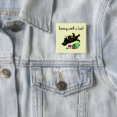 Lustige schwarze Labrador-Cartoon-Illustration Button (Beispiel)