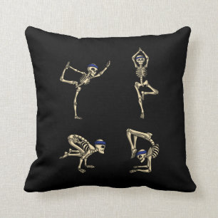Lustige Skeleton Yogaworkout-Posen Halloween Kissen