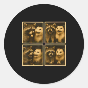Lustige Ssum und Waschbär-Fotobooth-Selfie-Müll Fe Runder Aufkleber