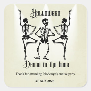 Lustige tanzende schwarze Skelette Halloween-Party Quadratischer Aufkleber