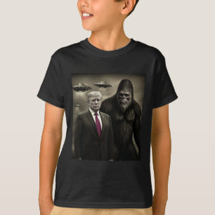 Lustige Trump Bigfoot Ufo Alien Begegnung Verschwö T-Shirt